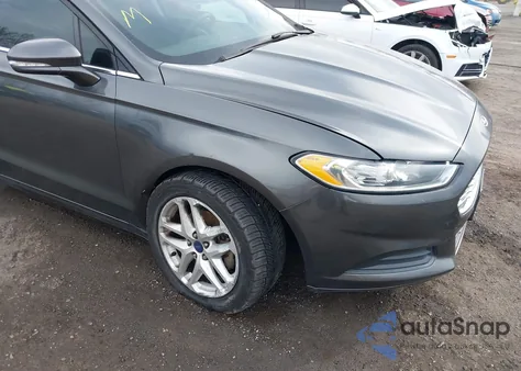2015 Ford Fusion Se z USA, uszkodzony, nr VIN 1FA6P0H79F5109887